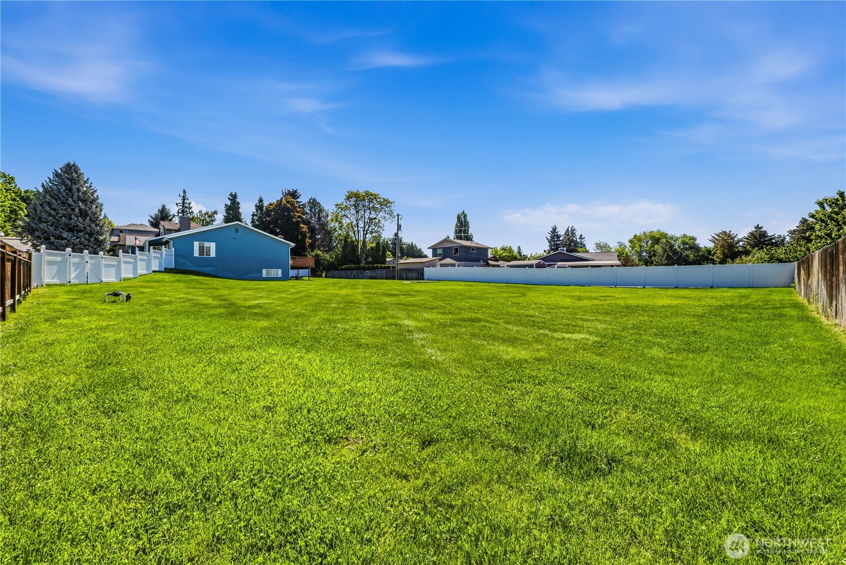 2042 Autumn Drive , East Wenatchee, WA 98802