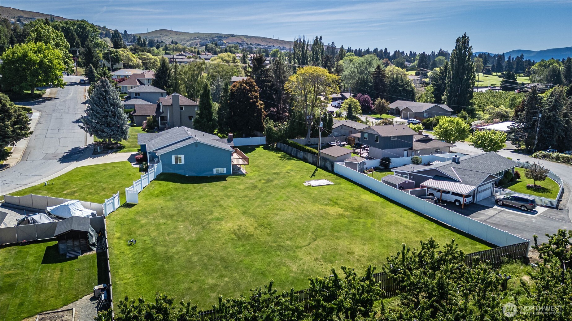 2042 Autumn Drive , East Wenatchee, WA 98802