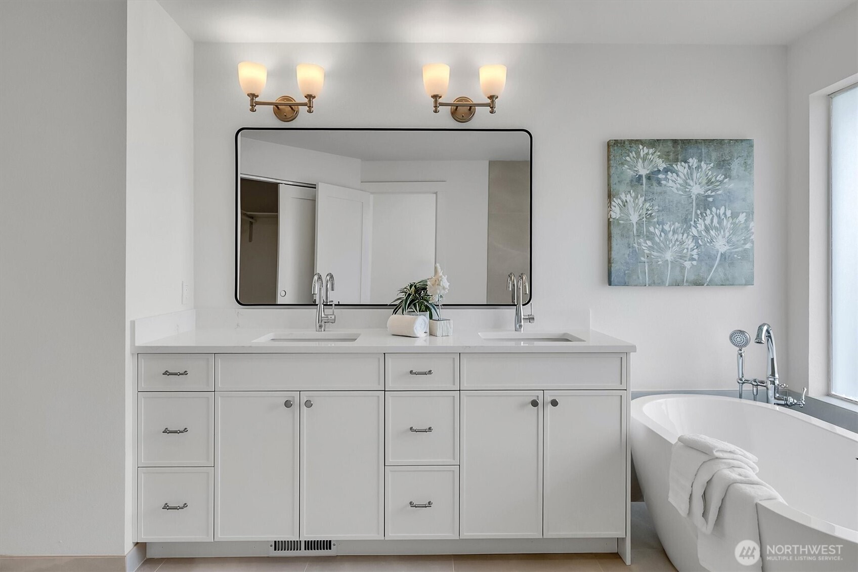 24422 SE 46th Court , Sammamish, WA 98029