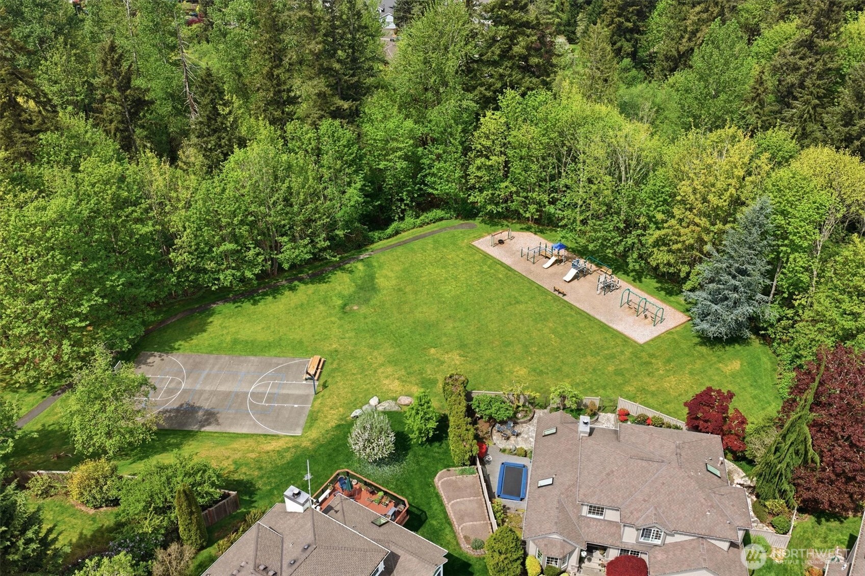 24422 SE 46th Court , Sammamish, WA 98029