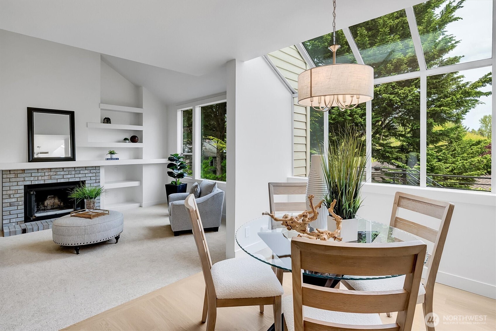 24422 SE 46th Court , Sammamish, WA 98029