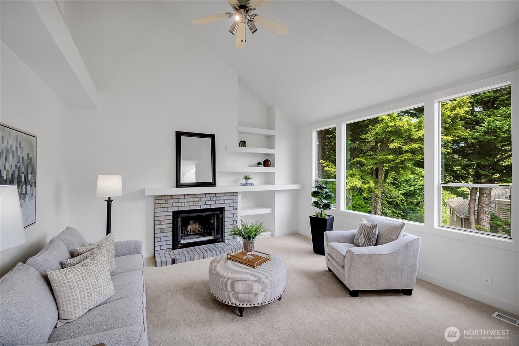 24422 SE 46th Court , Sammamish, WA 98029
