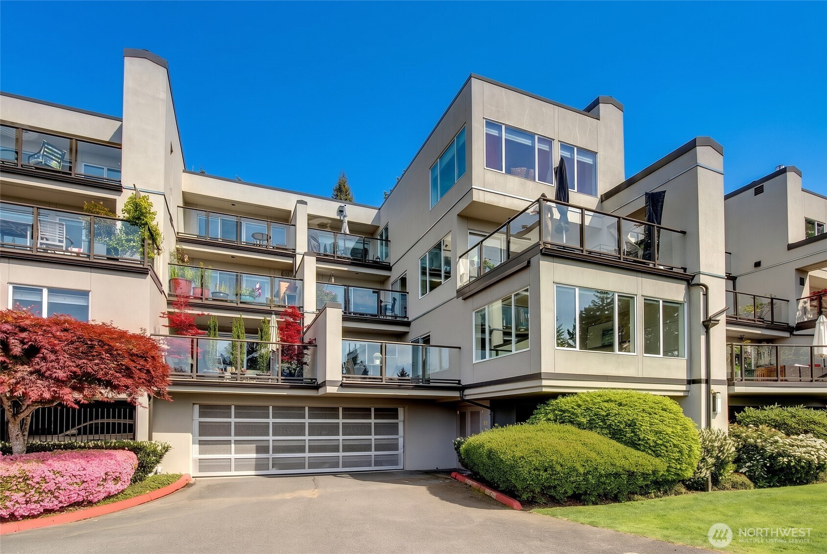 11110 NE 41st Drive #49, Kirkland, WA 98033