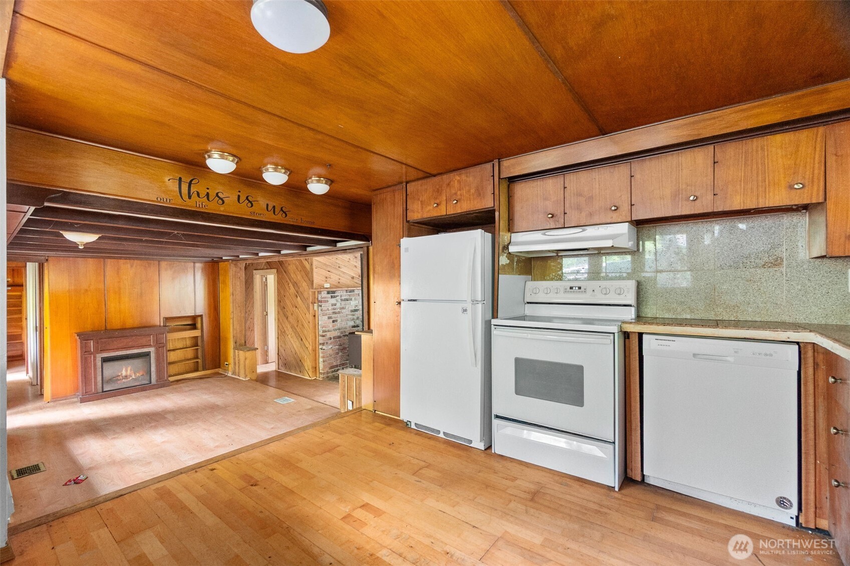 6105 Elizan Drive NW, Olympia, WA 98502