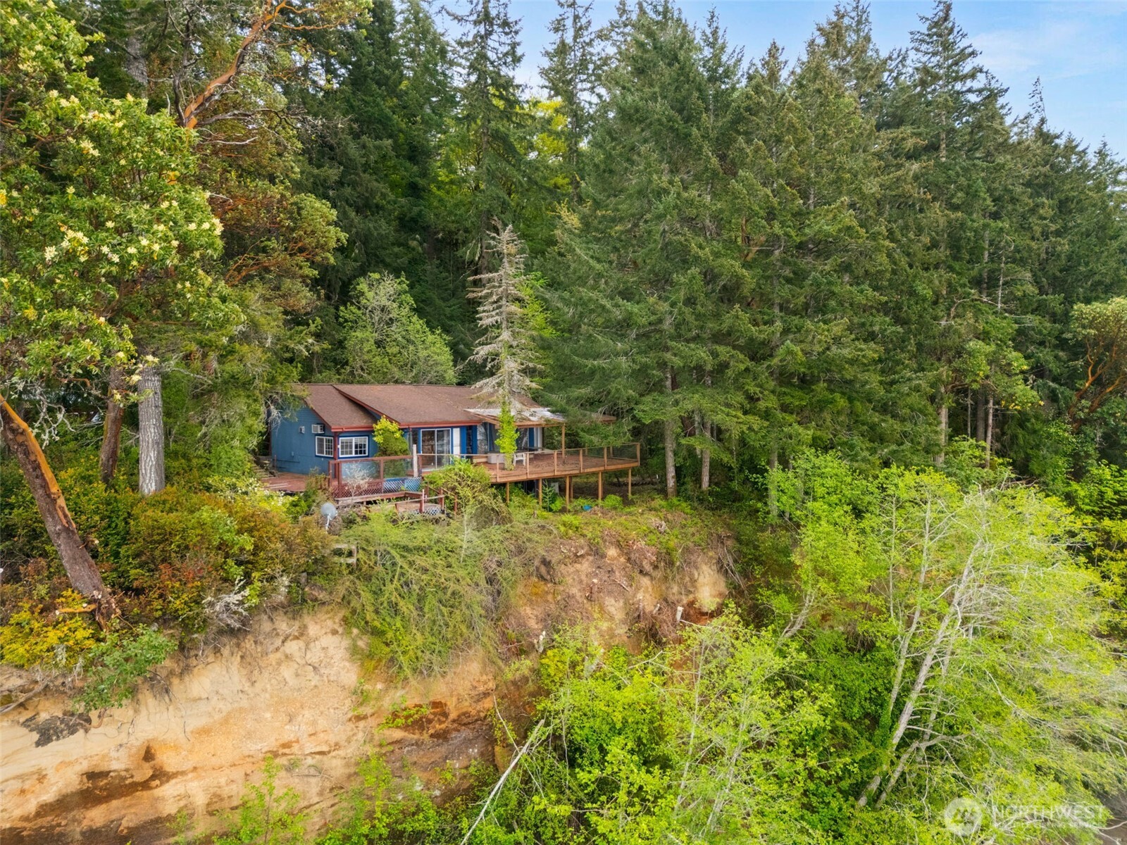 6105 Elizan Drive NW, Olympia, WA 98502