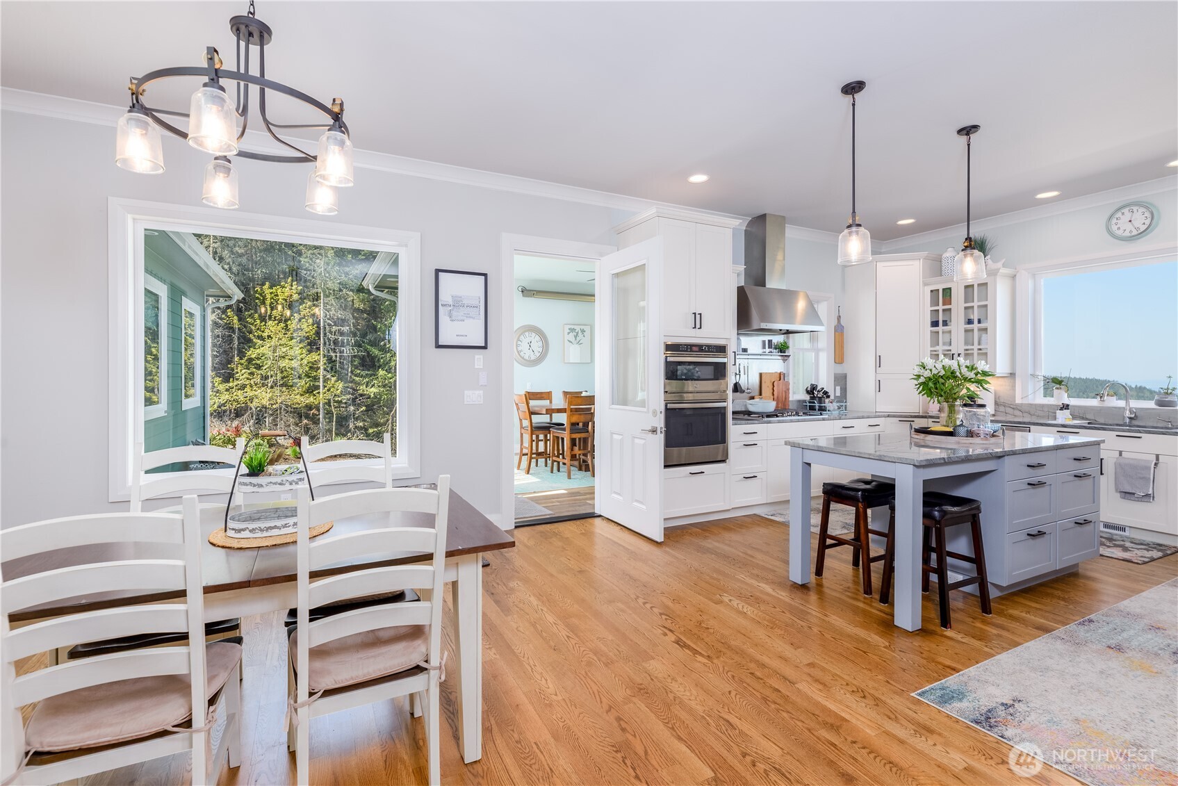 413 Mount Place , Sequim, WA 98382