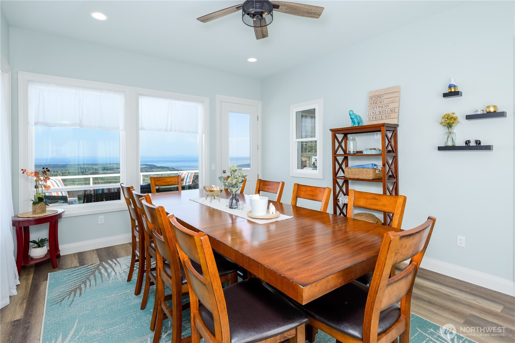 413 Mount Place , Sequim, WA 98382