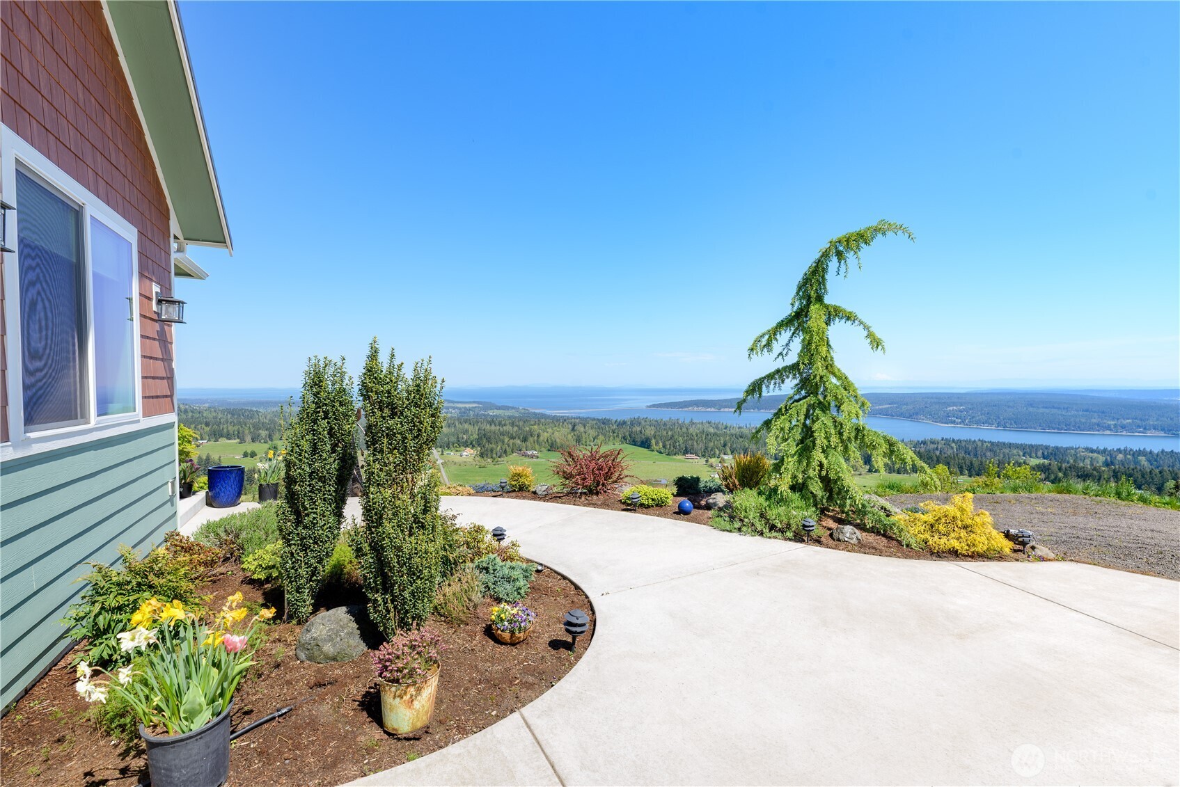 413 Mount Place , Sequim, WA 98382