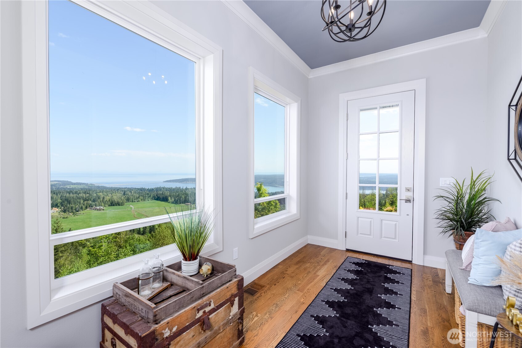 413 Mount Place , Sequim, WA 98382