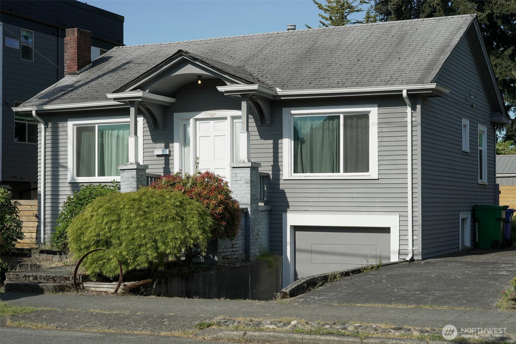 7707 6th Avenue NW, Seattle, WA 98117