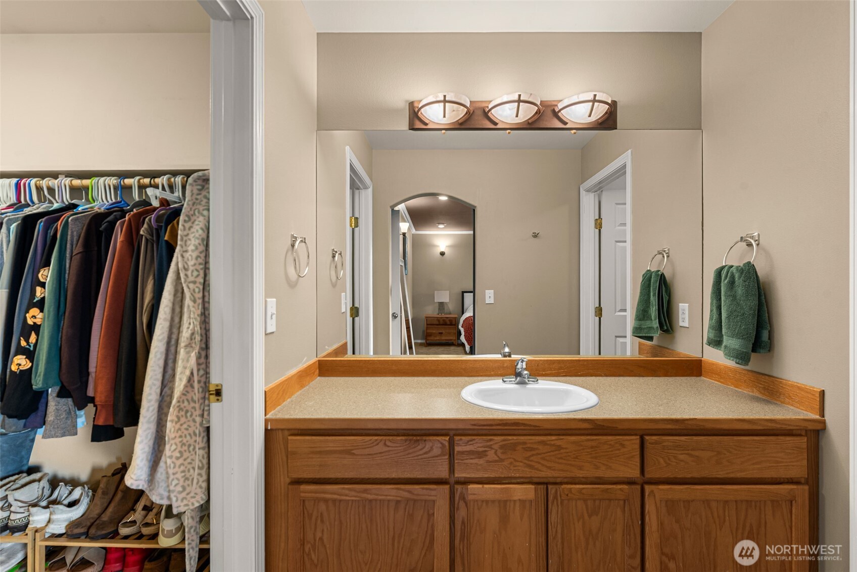 2601 Aviation Dr , East Wenatchee, WA 98802