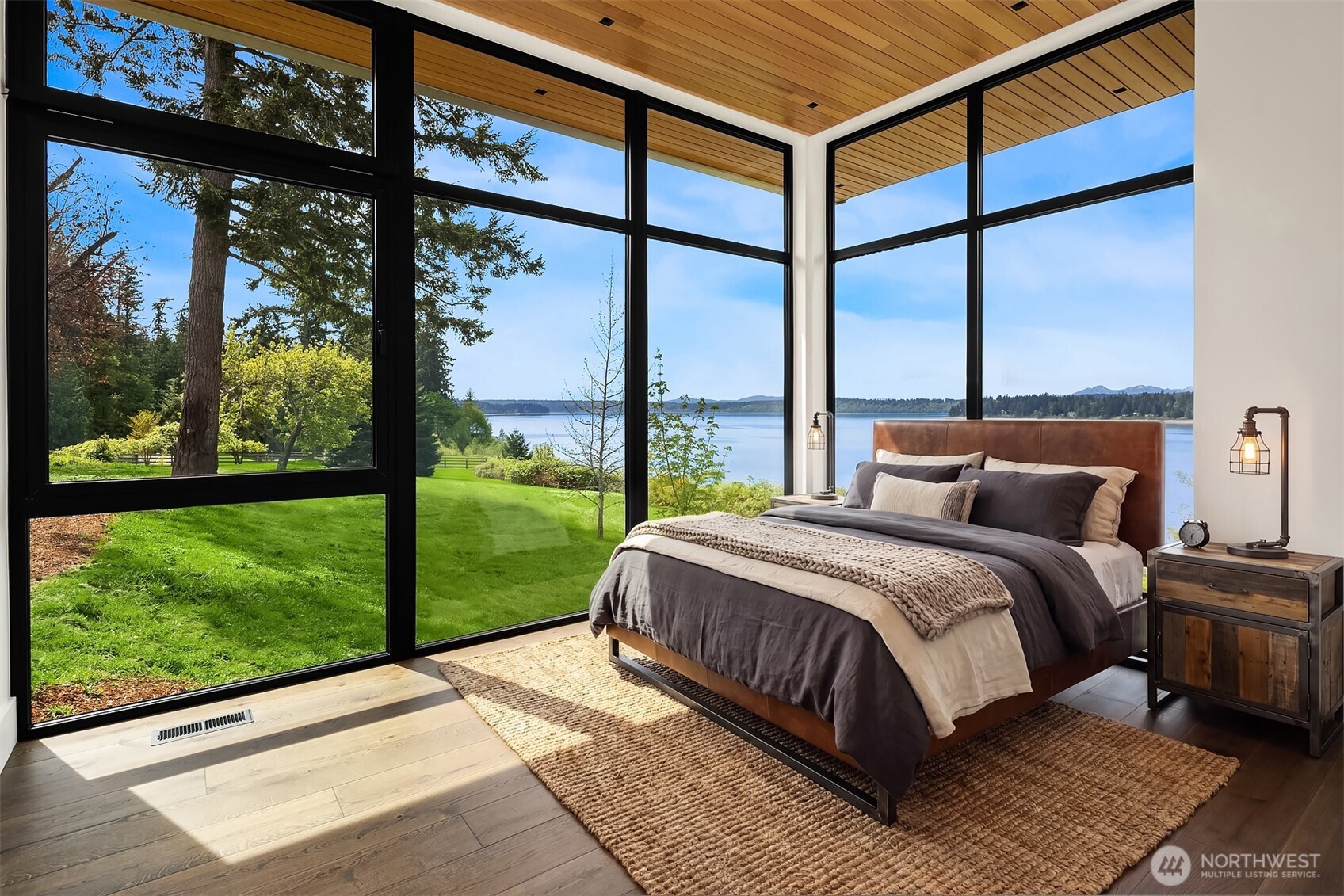 15137 Henderson Road , Bainbridge Island, WA 98110