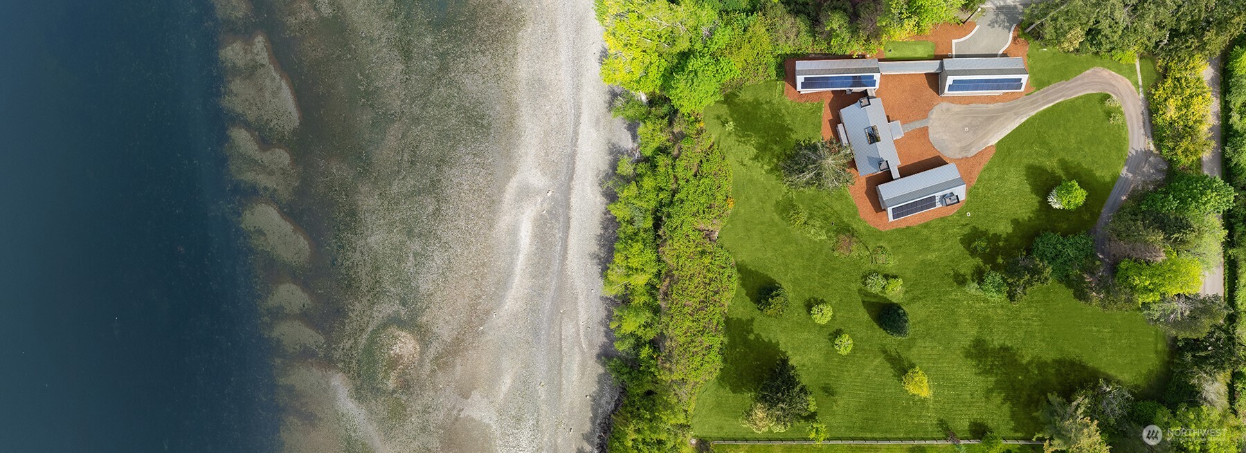 15137 Henderson Road , Bainbridge Island, WA 98110