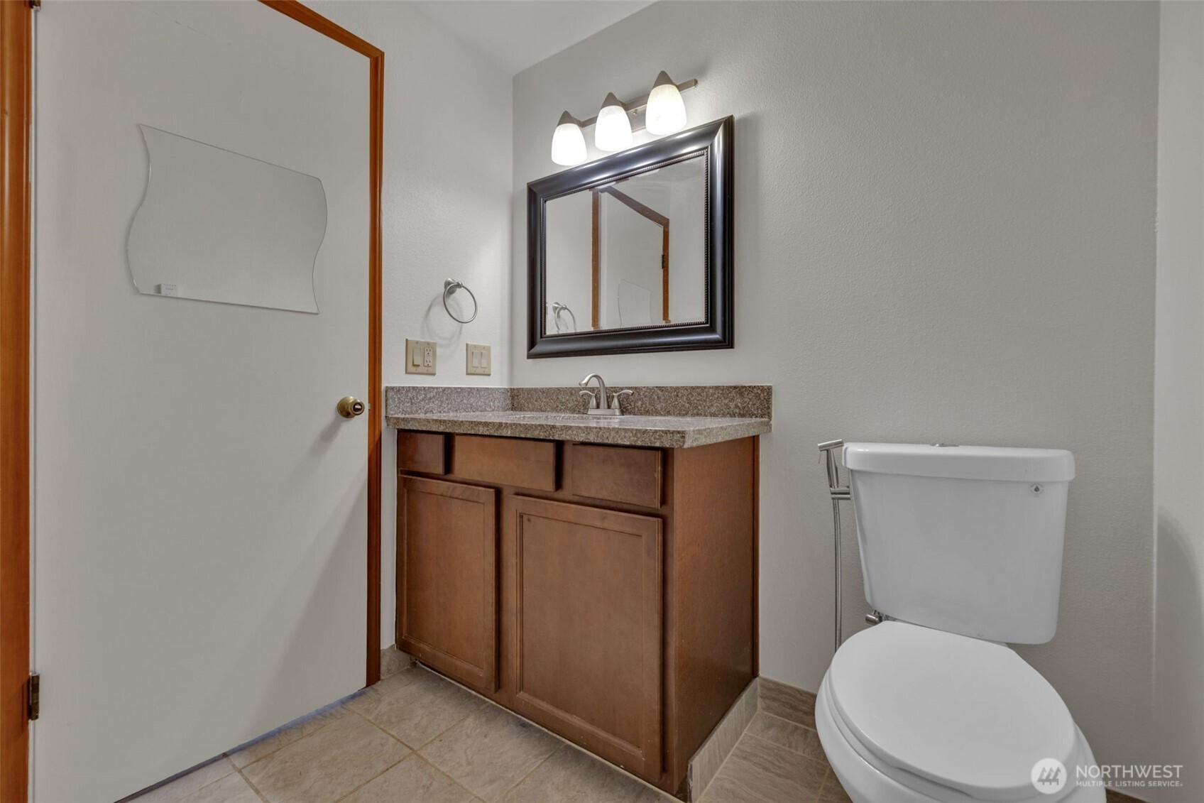20620 76th Ave W #C, Edmonds, WA 98026