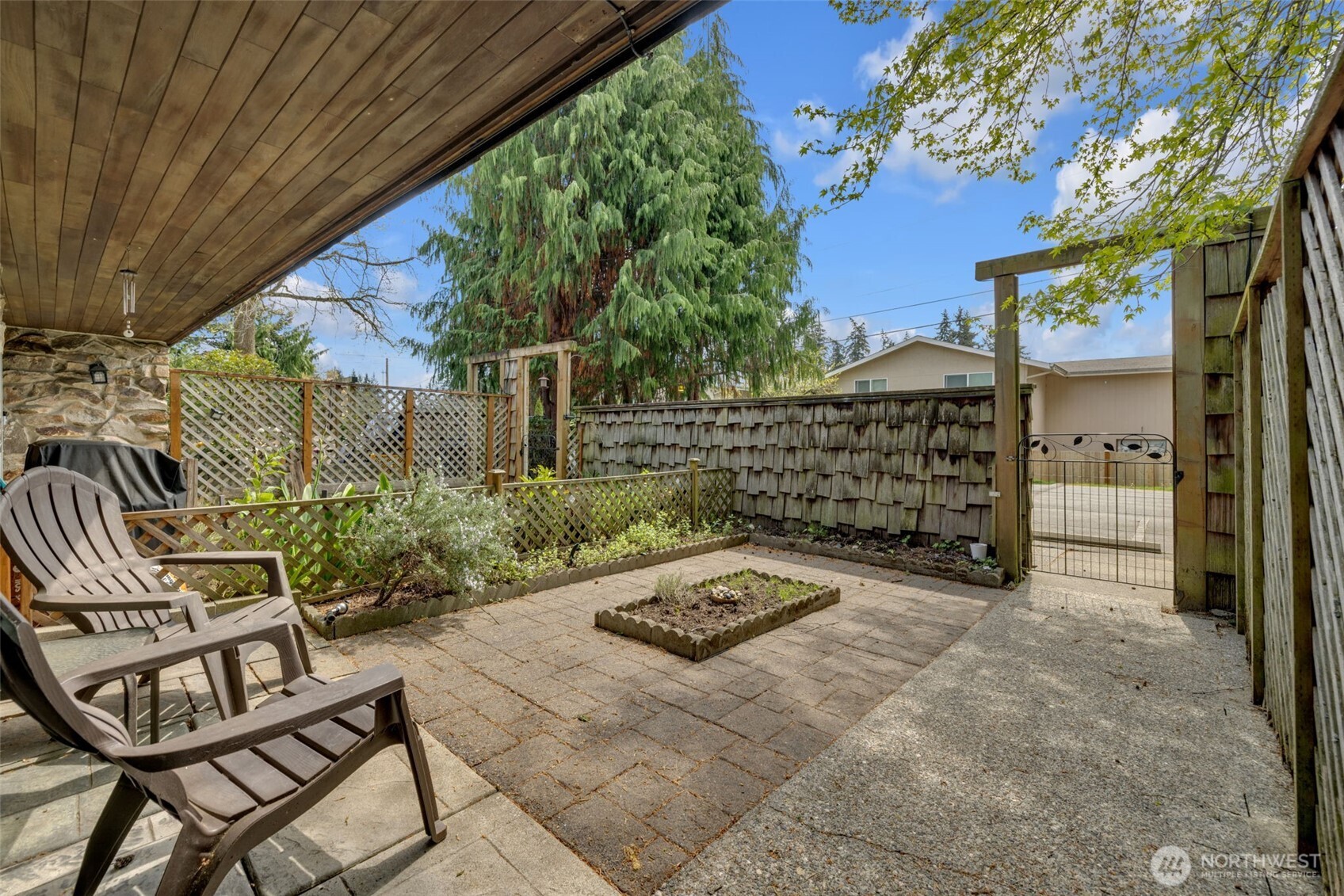 20620 76th Ave W #C, Edmonds, WA 98026