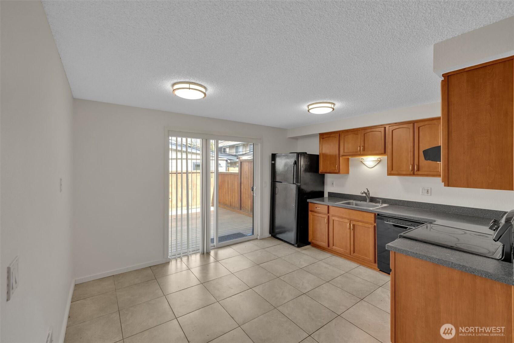 20620 76th Ave W #C, Edmonds, WA 98026