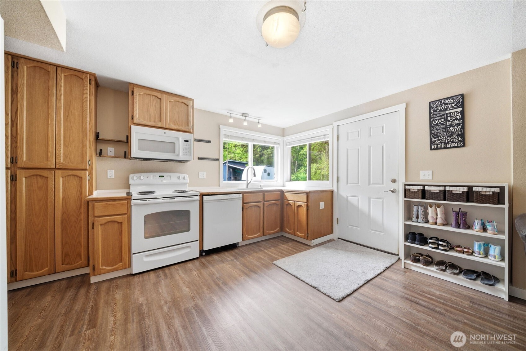 17302 NE Baker Creek Road , Brush Prairie, WA 98606