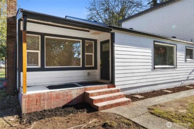 7003 44th Avenue E, Tacoma, WA 98443-1924 - Photo 2