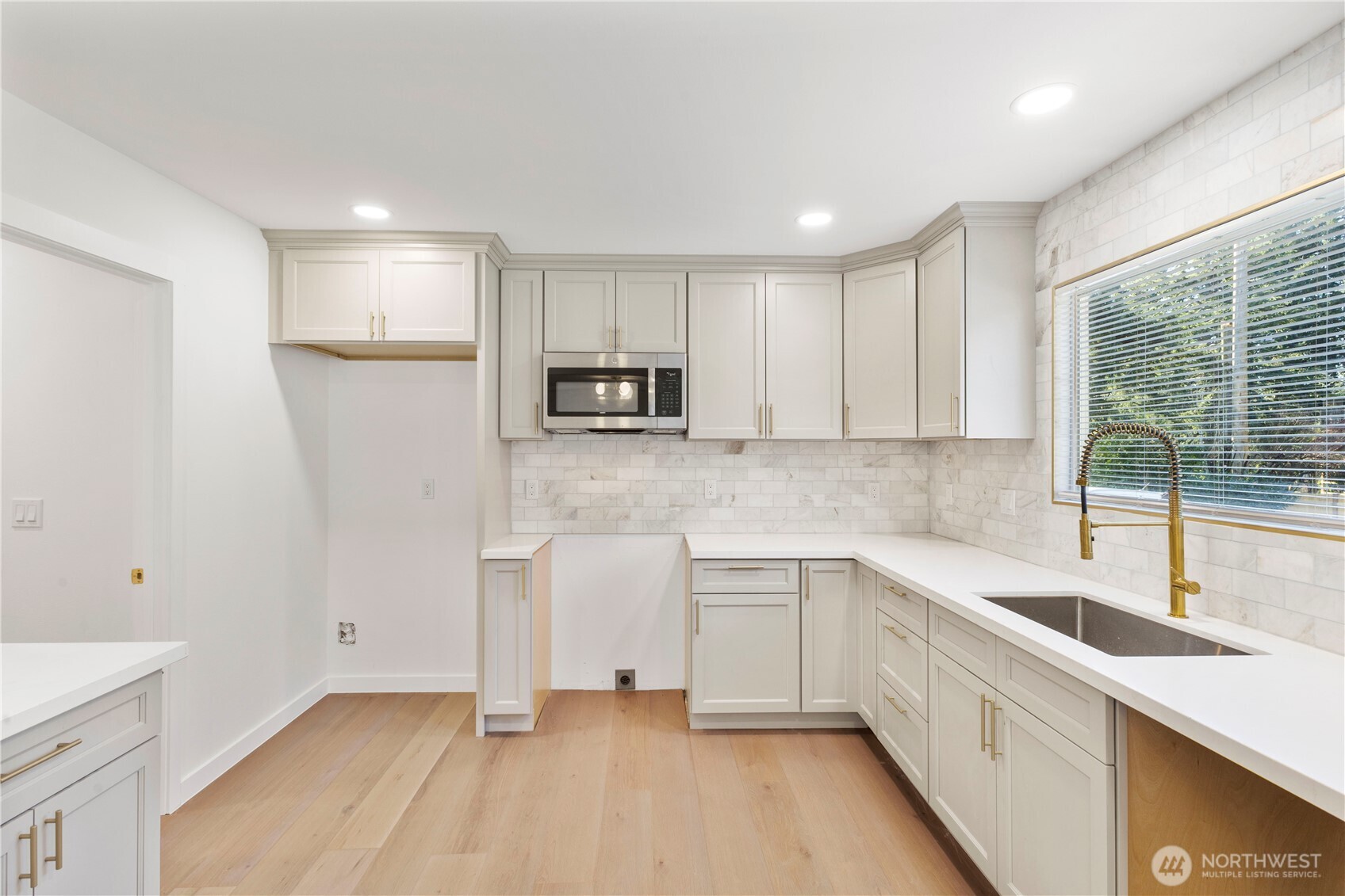 7003 44th Avenue E, Tacoma, WA 98443-1924