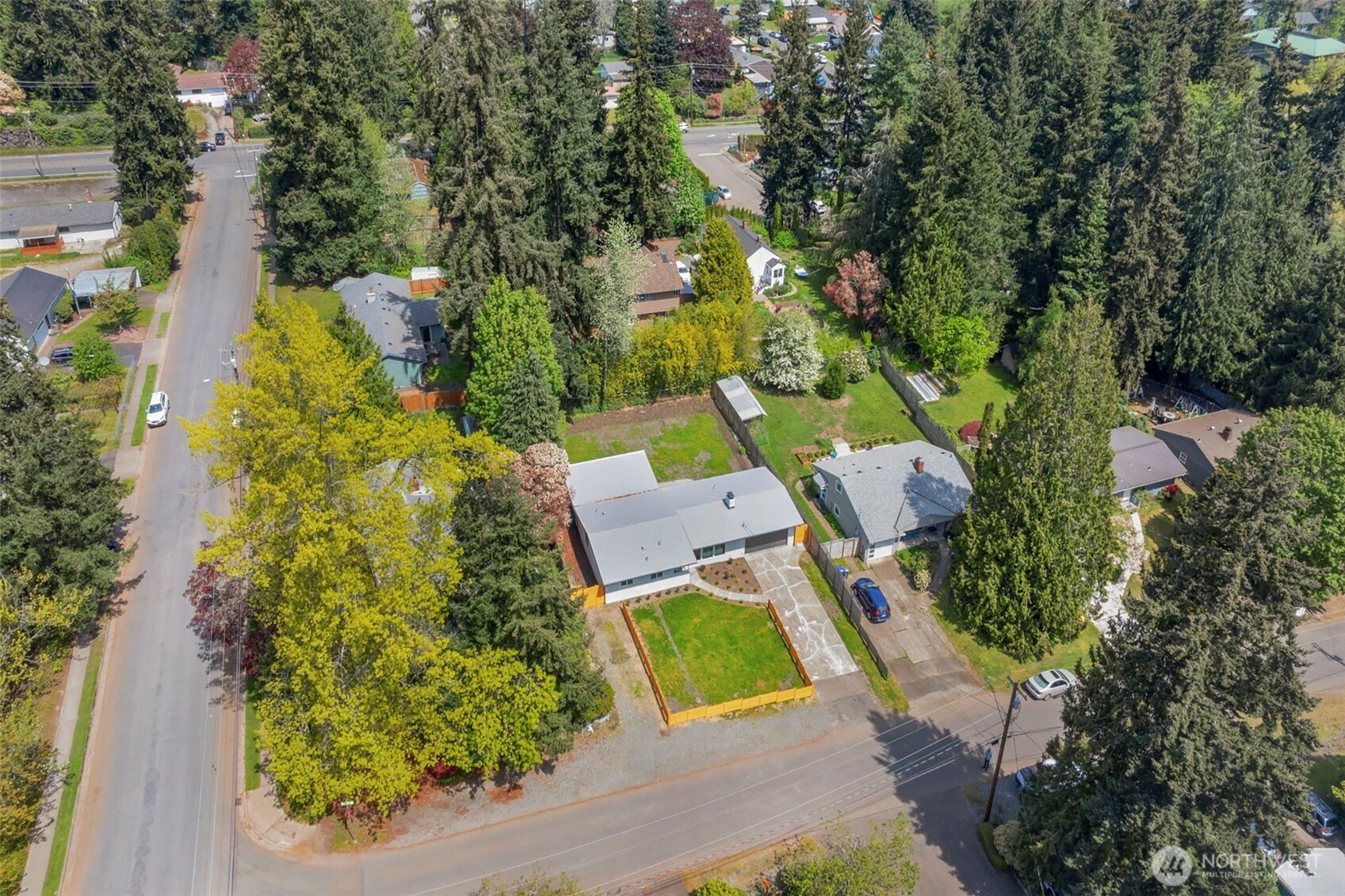 5319 201st Place SW, Lynnwood, WA 98036