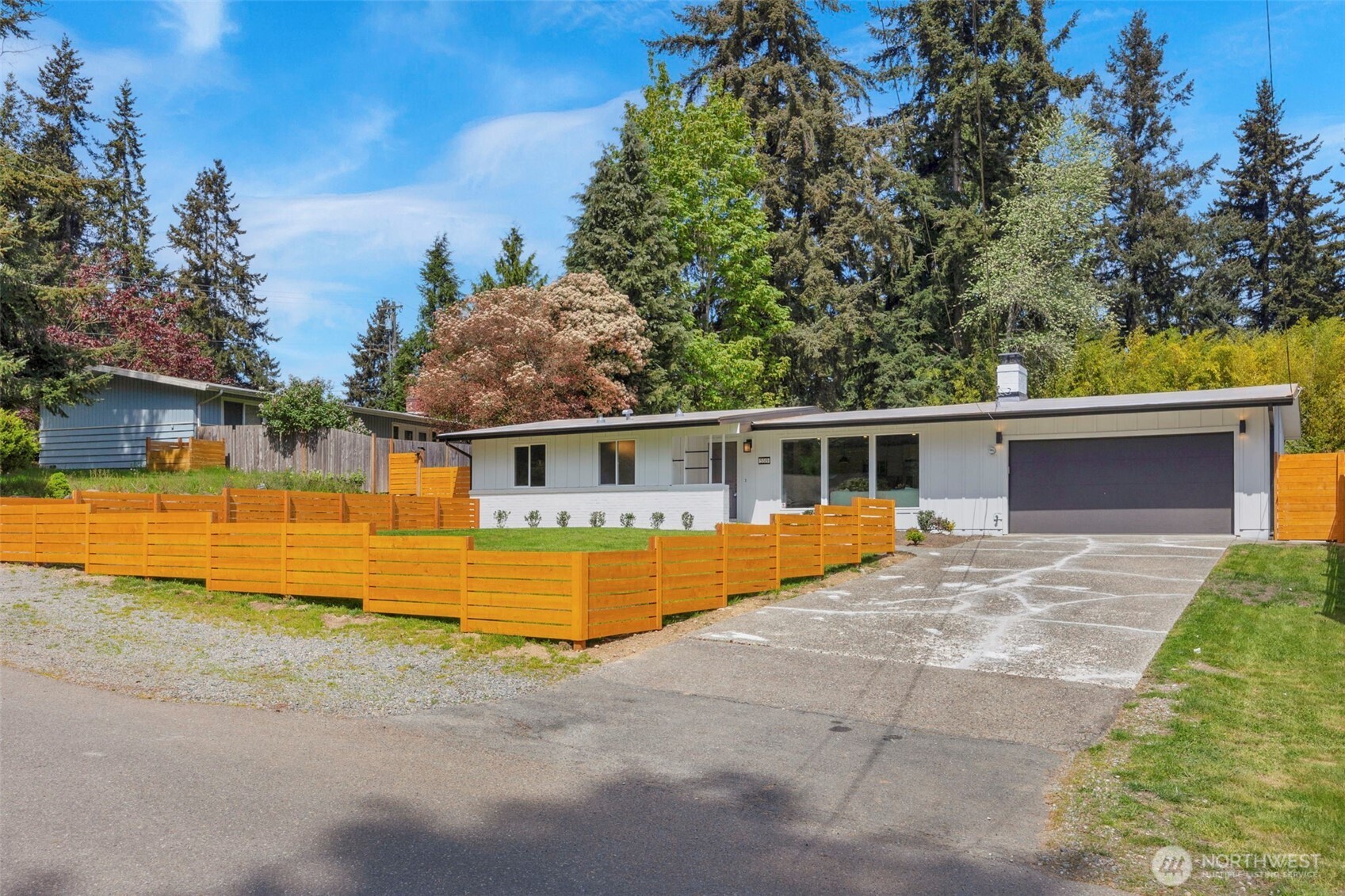 5319 201st Place SW, Lynnwood, WA 98036