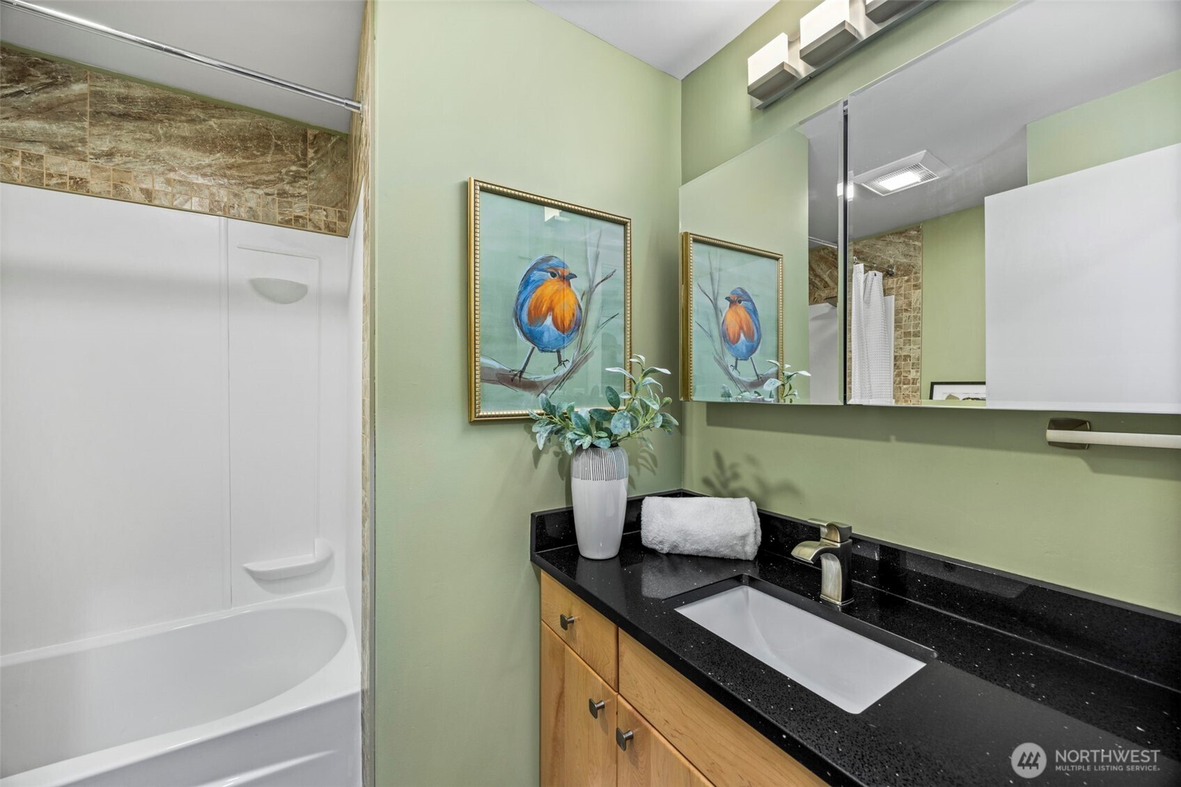 7001 Sand Point Way NE #B212, Seattle, WA 98115