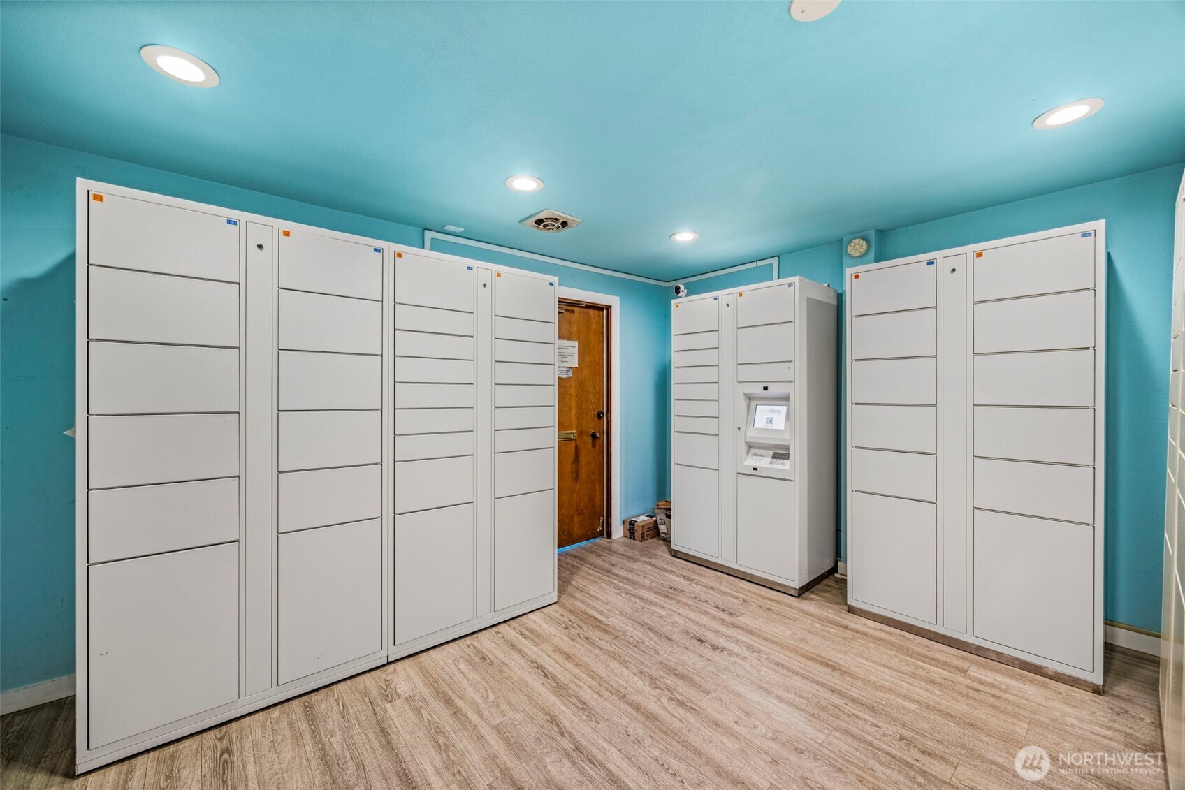 7001 Sand Point Way NE #B212, Seattle, WA 98115