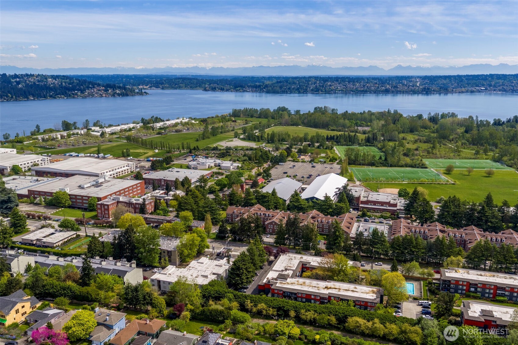 7001 Sand Point Way NE #B212, Seattle, WA 98115