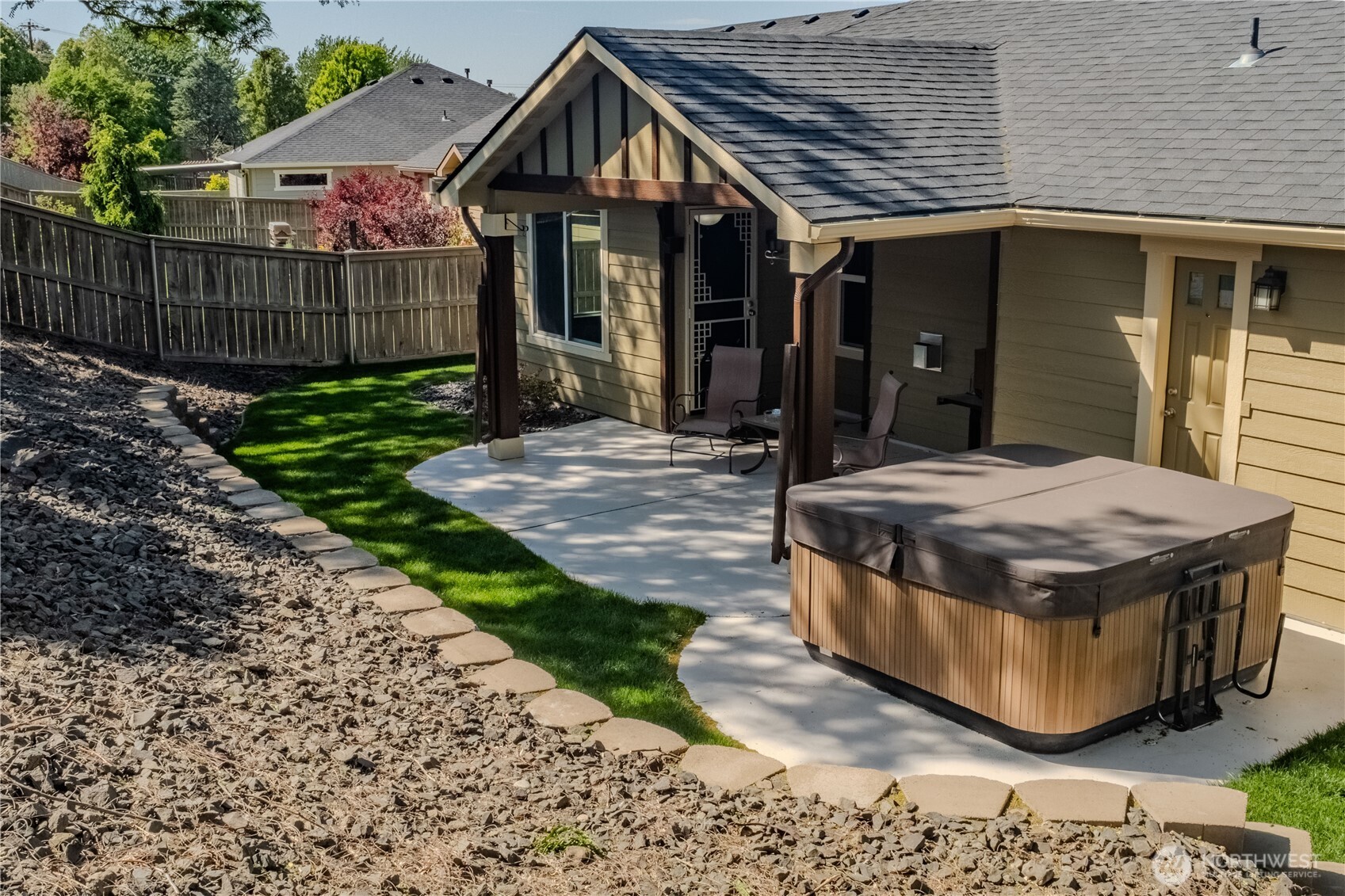 5805 W 23rd Avenue , Kennewick, WA 99338