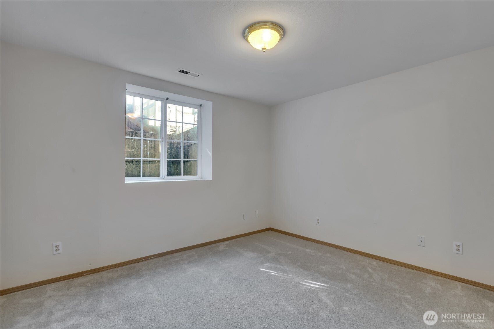 3596 E M Street , Tacoma, WA 98404
