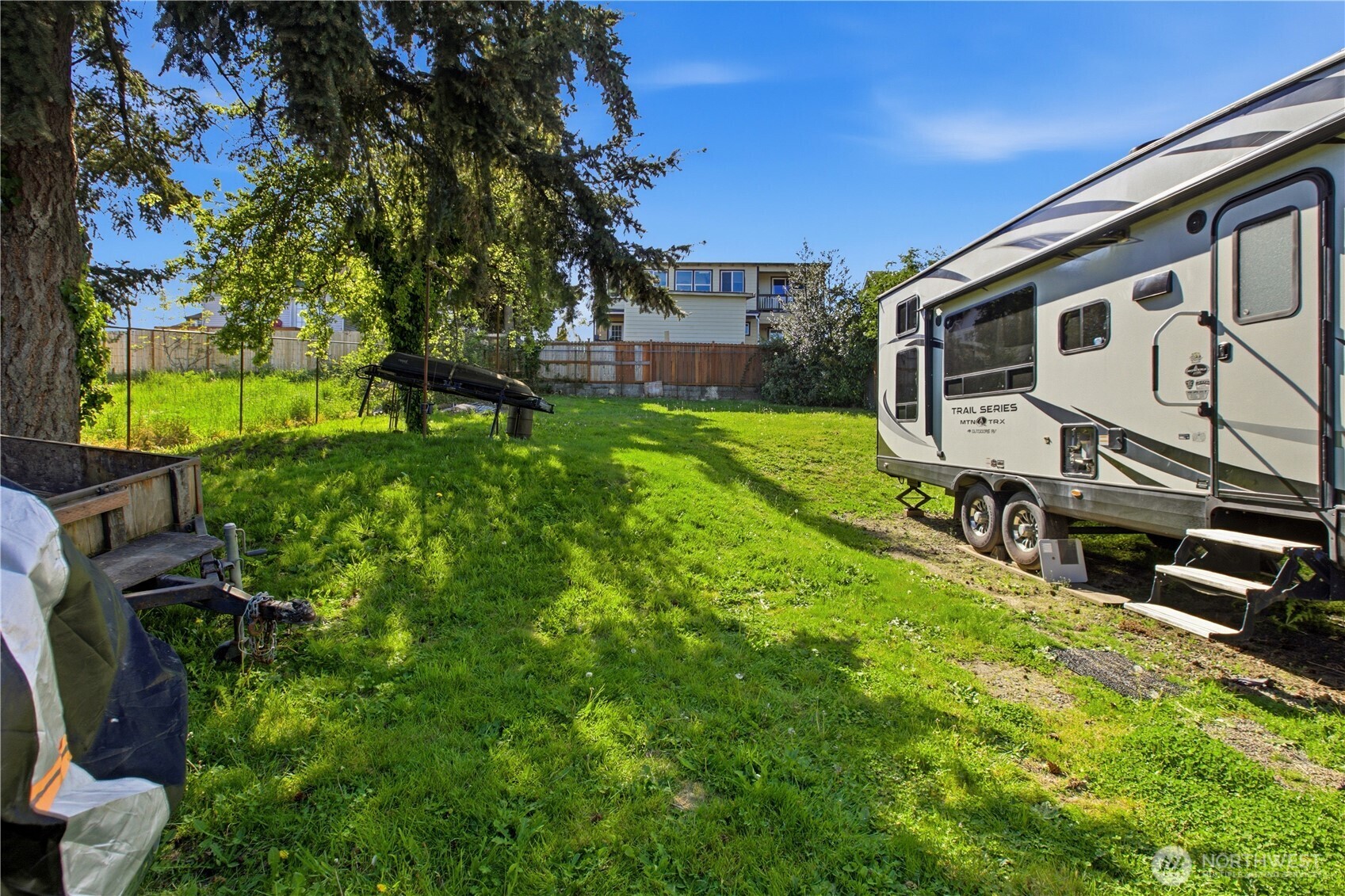 3596 E M Street , Tacoma, WA 98404
