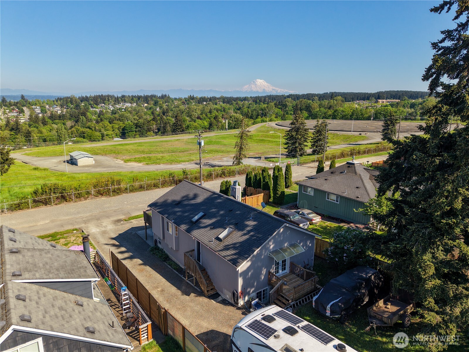 3596 E M Street , Tacoma, WA 98404
