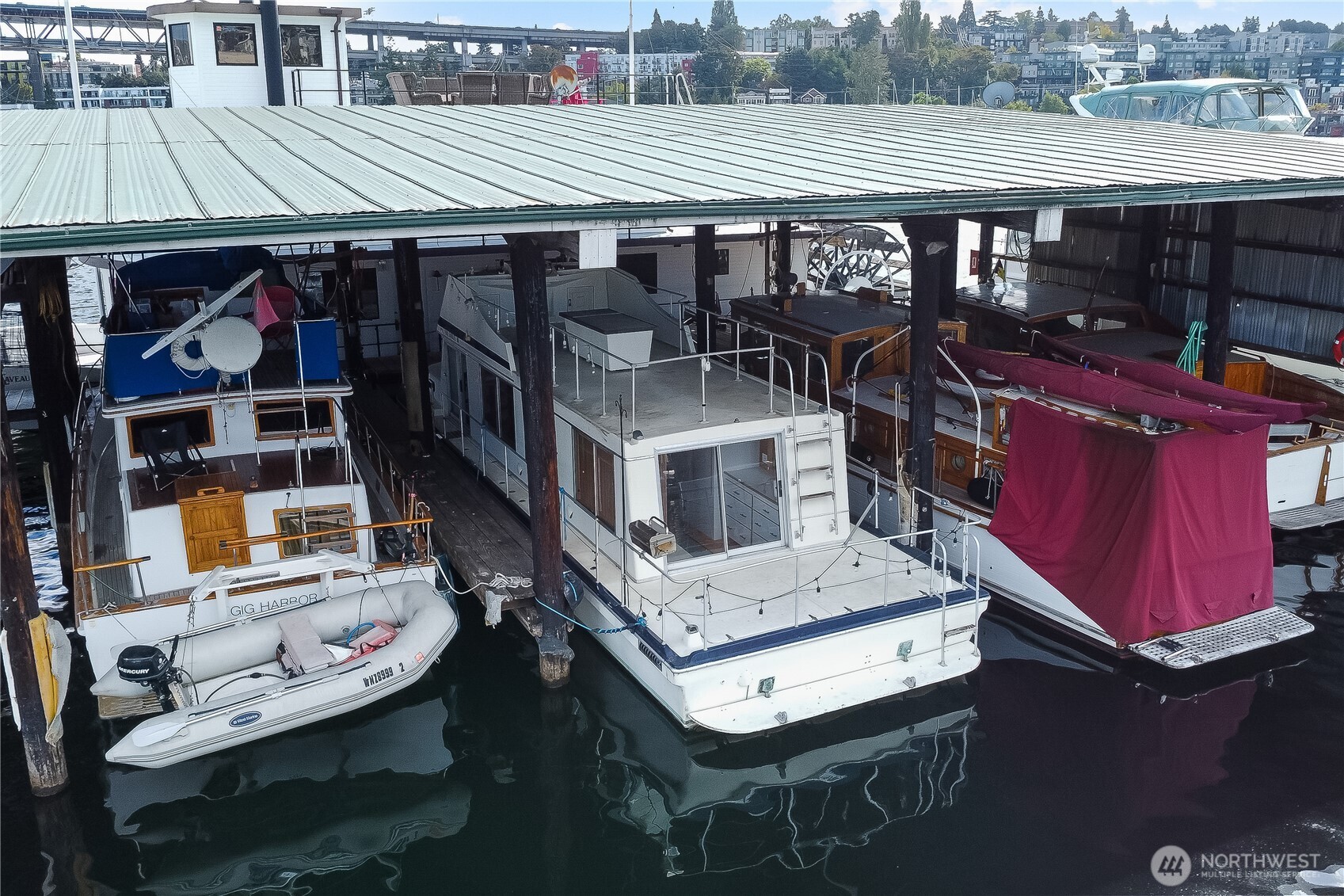 2401 N Northlake Way , Seattle, WA 98103