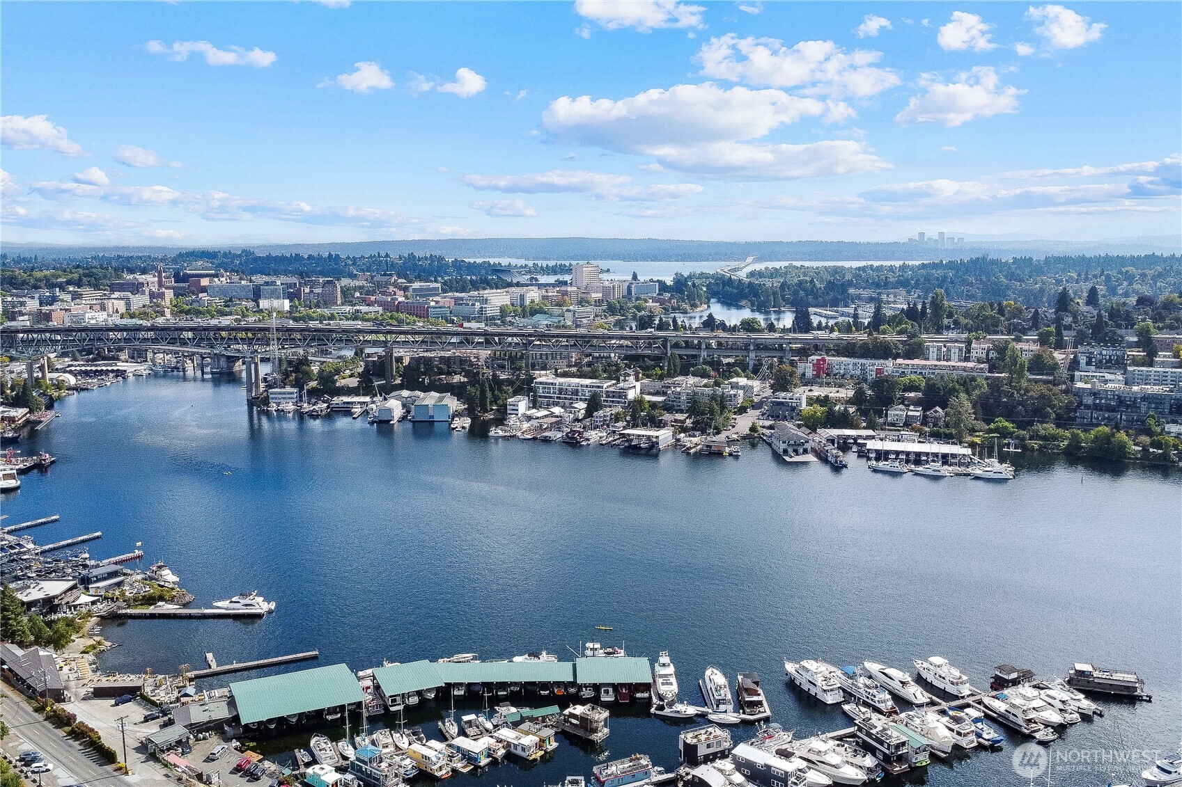 2401 N Northlake Way , Seattle, WA 98103