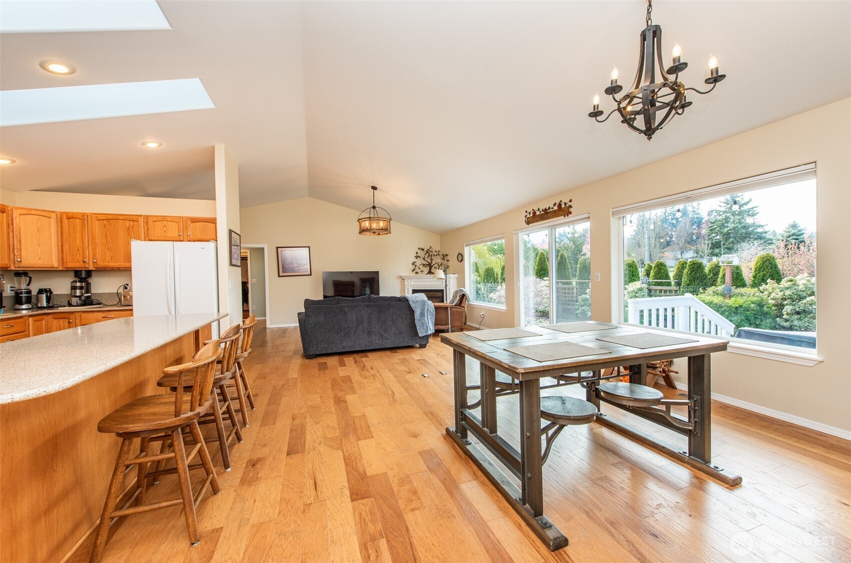 51 W Lancaster Lane , Port Angeles, WA 98362