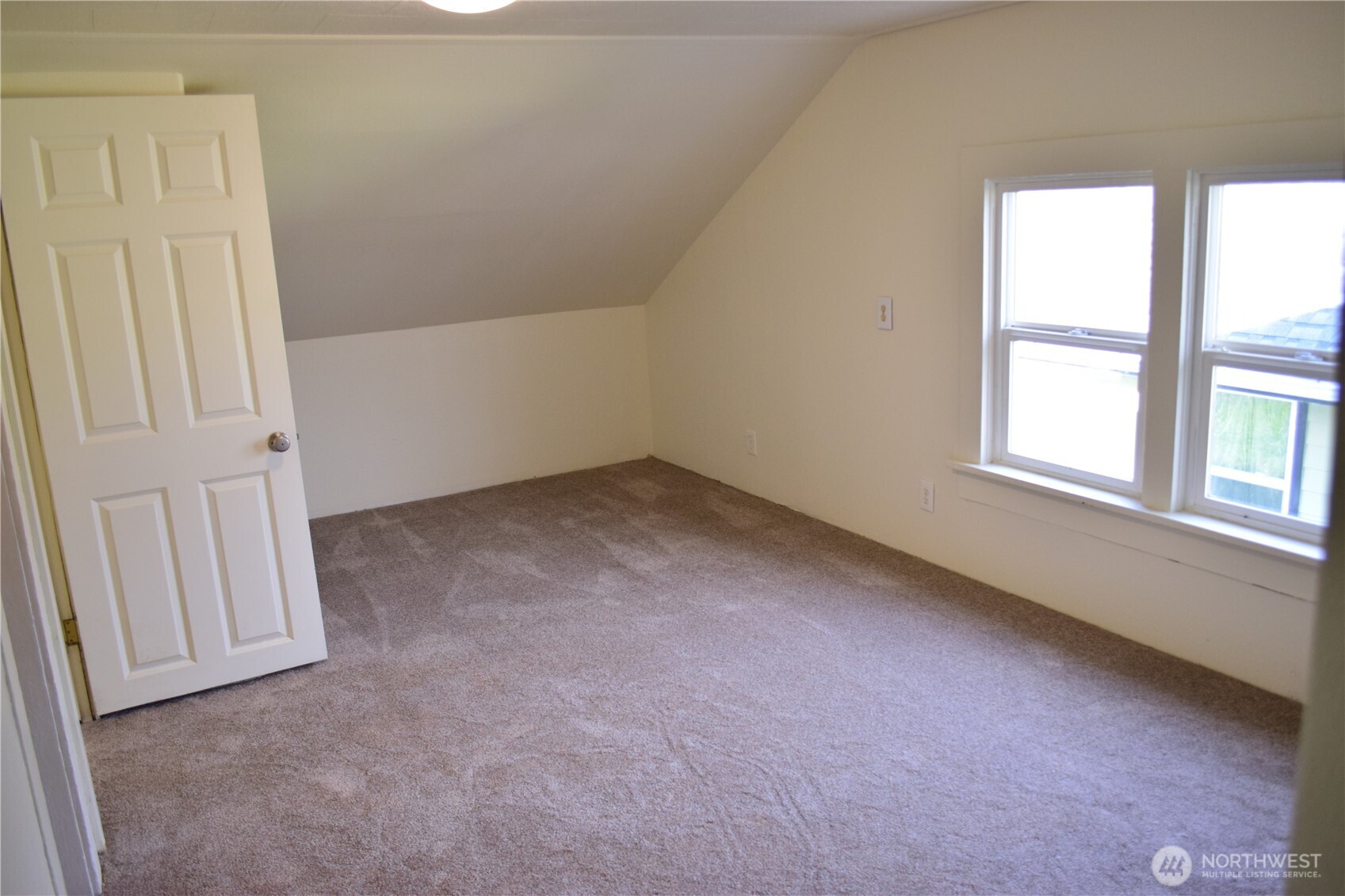 111 SW Alfred Street , Chehalis, WA 98532