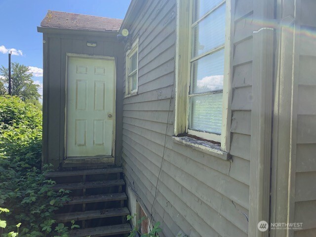 13076 Renton Avenue S, Renton, WA 98178