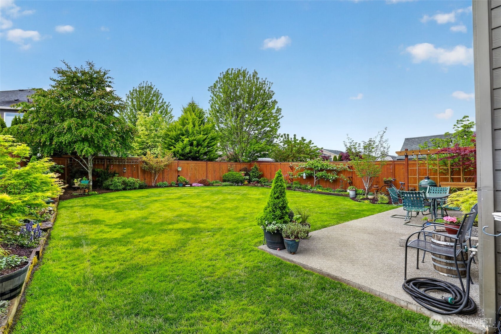 857 N Helens View Drive , Ridgefield, WA 98642