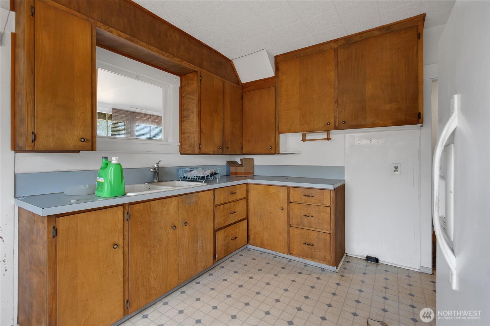 13603 A Street , Tacoma, WA 98444