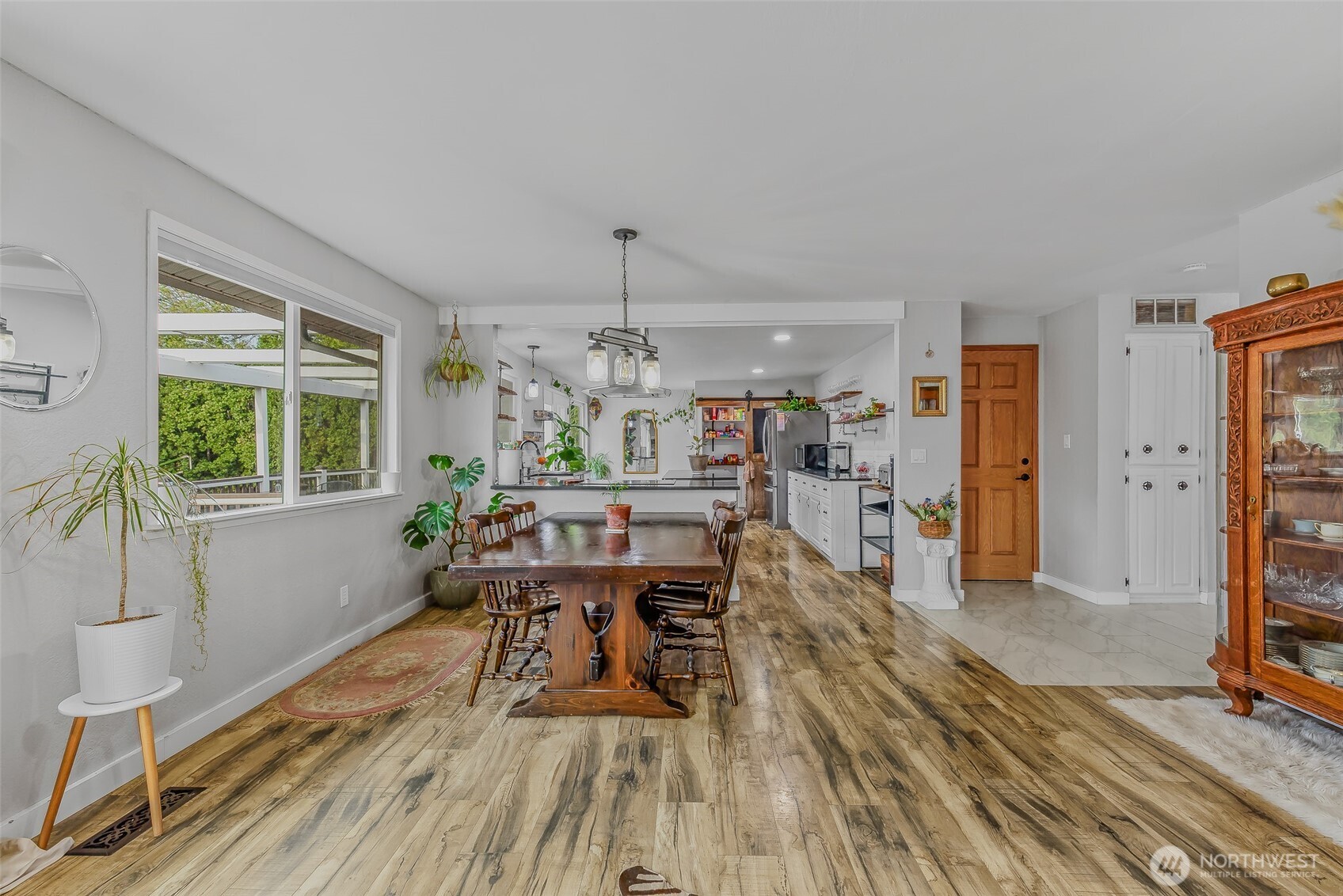 1412 W 15th Avenue , Kennewick, WA 99337