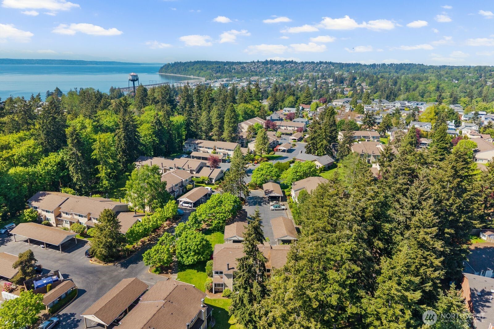 23816 12th Place S #401, Des Moines, WA 98198-5405