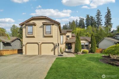 25114 Lake Wilderness Country Club Drive SE, Maple Valley, WA 98038 - Photo 2