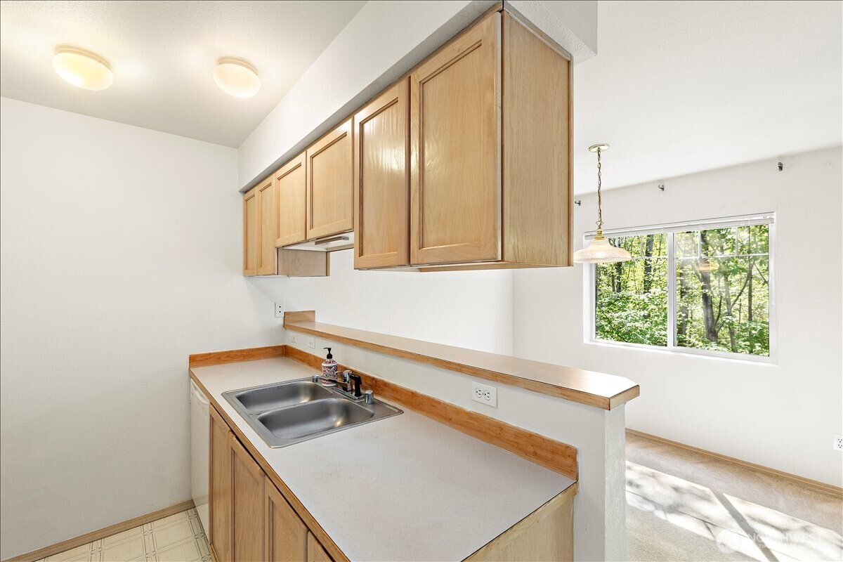 18930 Bothell-Everett Highway #B303, Bothell, WA 98012