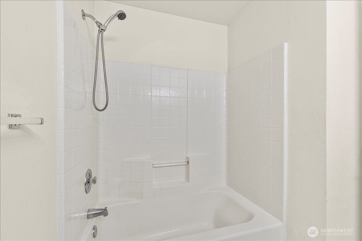 18930 Bothell-Everett Highway #B303, Bothell, WA 98012