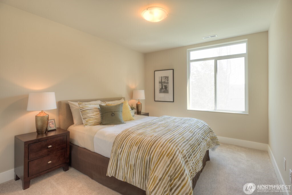 3455 168th Ct SE , Bellevue, WA 98008