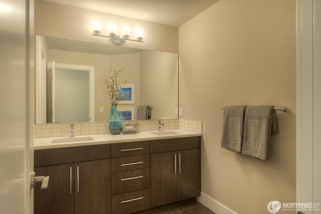 3455 168th Ct SE , Bellevue, WA 98008