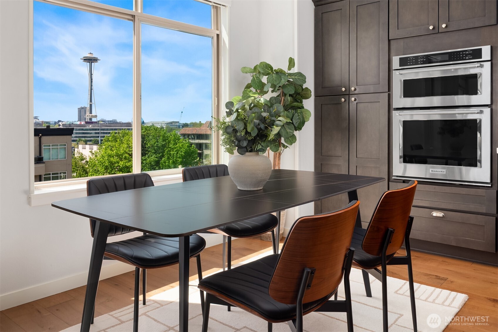 1000 Aurora Avenue N #609, Seattle, WA 98109