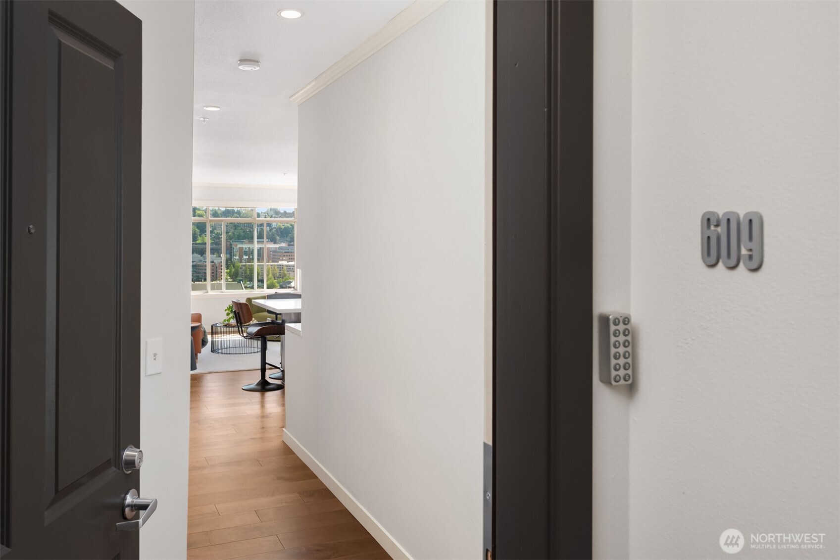 1000 Aurora Avenue N #609, Seattle, WA 98109