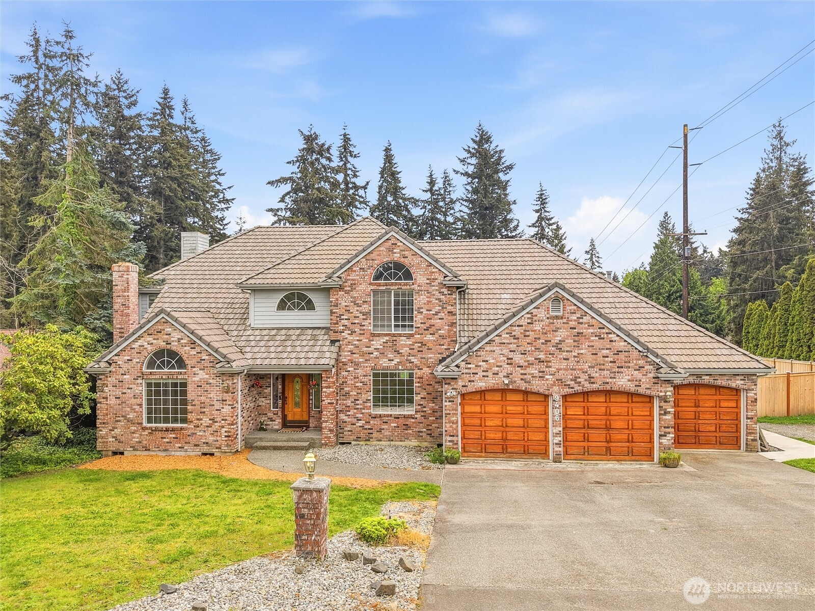 9406 29th Street Ct E, Edgewood, WA 98371