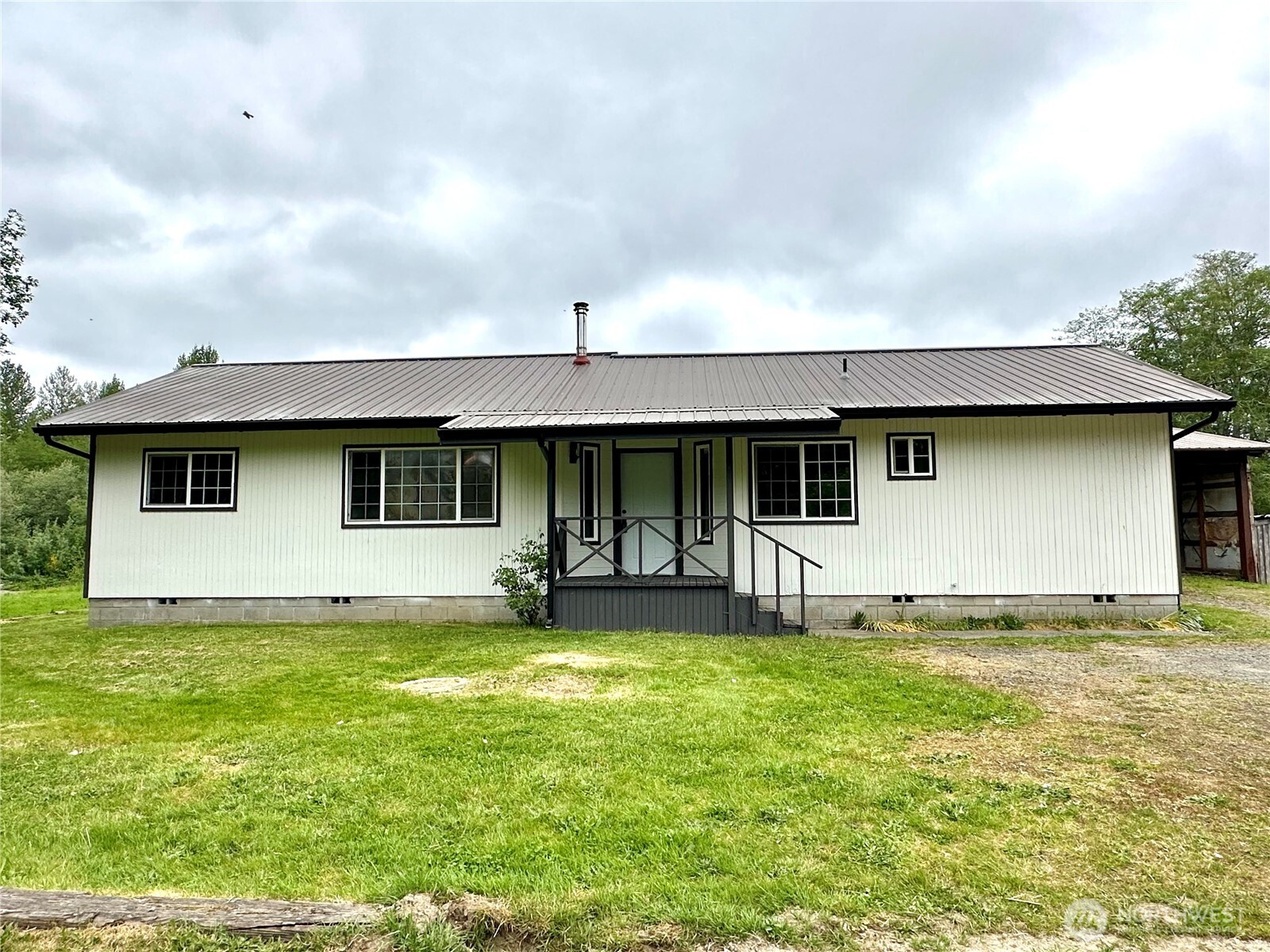 120 Hammer Way , Forks, WA 98331